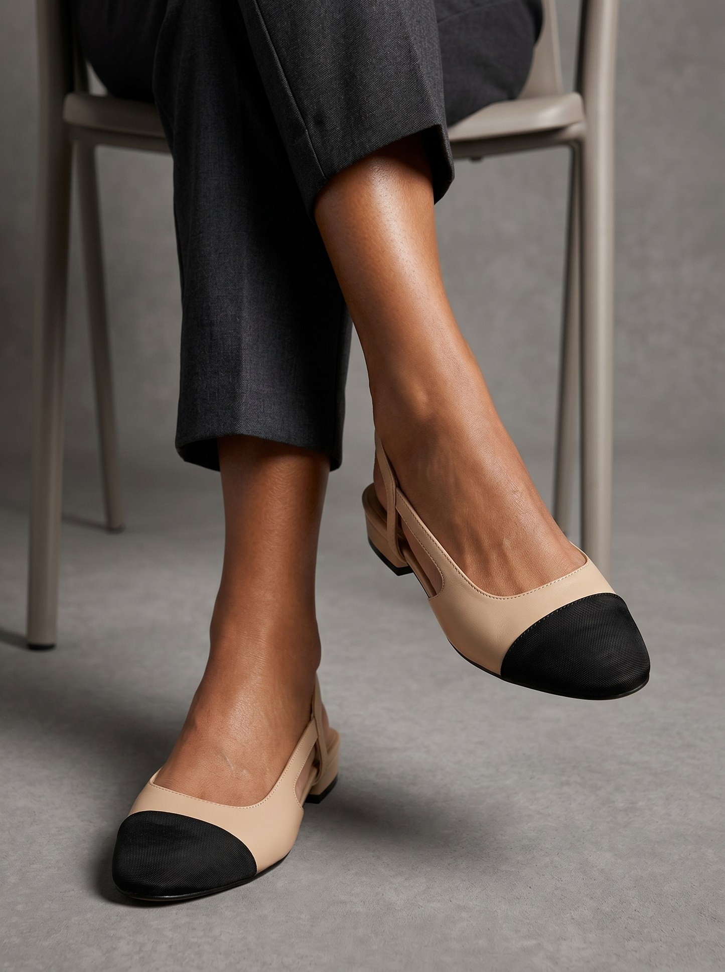VitaFeet – Zweifarbiger Slingback mit Breitem Blockabsatz