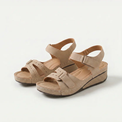 Sandy Bequeme Keil-Sandalen mit Fußbett